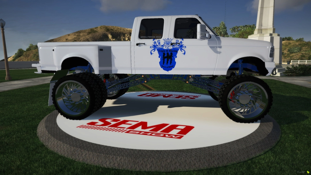 BaggedCustoms Turn Table [FiveM][TurnTableScript] - BaggedCustoms - image 1