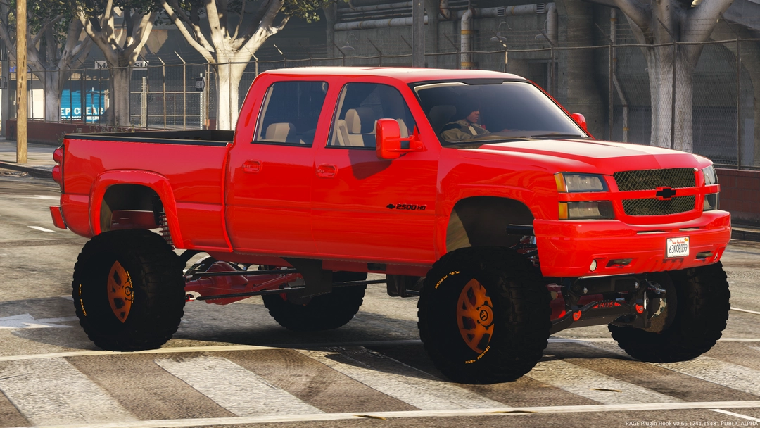 Bagged Customs 2006 &quot;Cateye&quot; Silverado 2500hd - BaggedCustoms - image 2